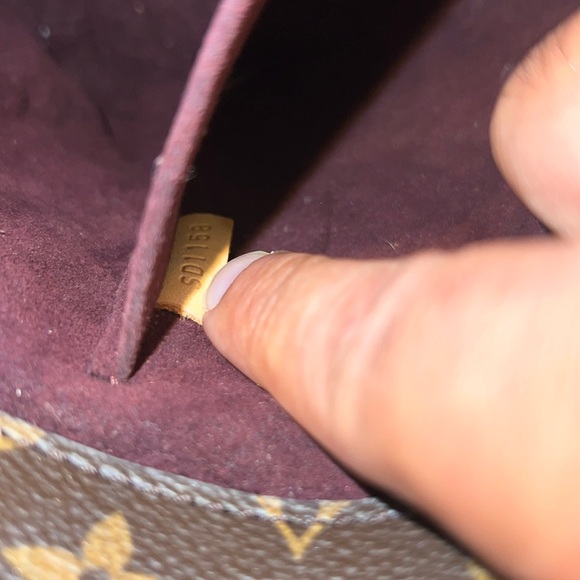 LOUIS VUITTON Monogram Montaigne BB - Picture 13 of 15